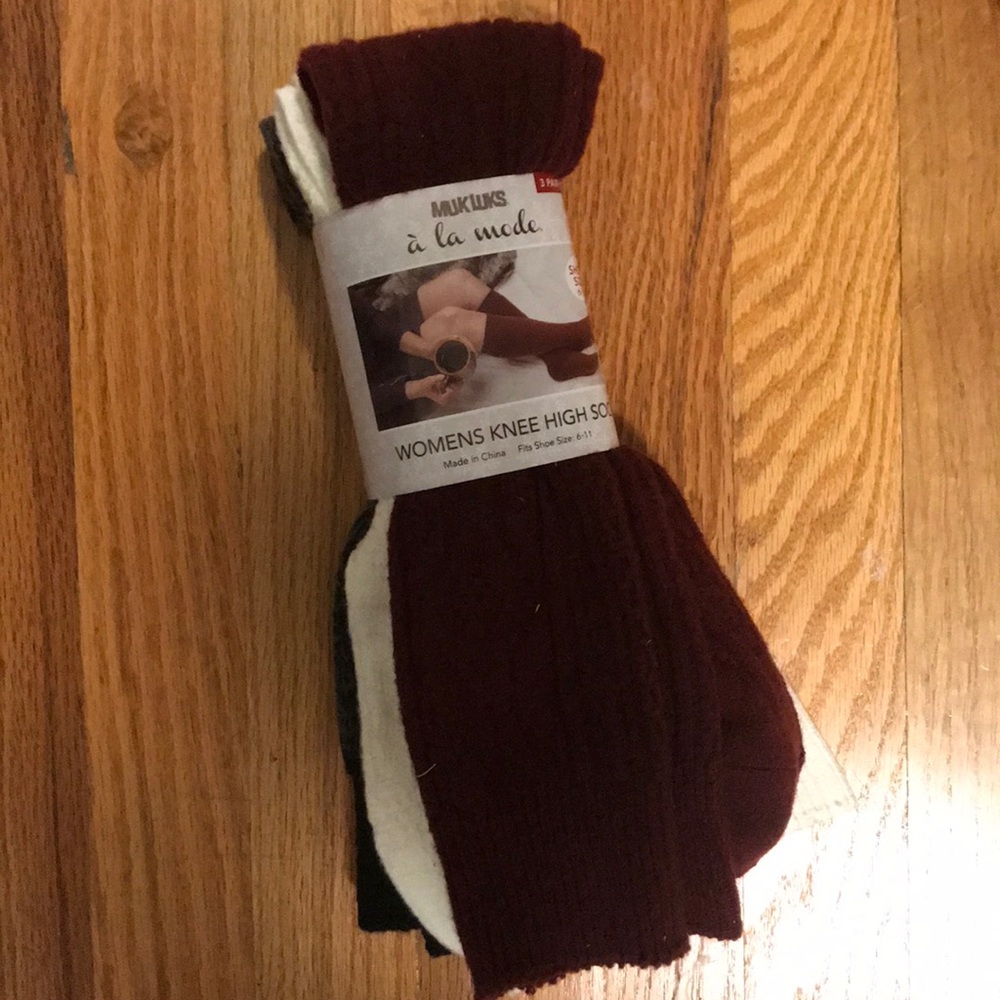 Mukluks Knee High Socks